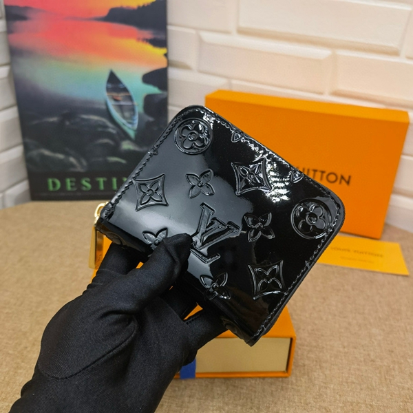 LVコピーウォレット正面デザイン